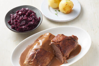 Gänsebrust in eigener Sauce